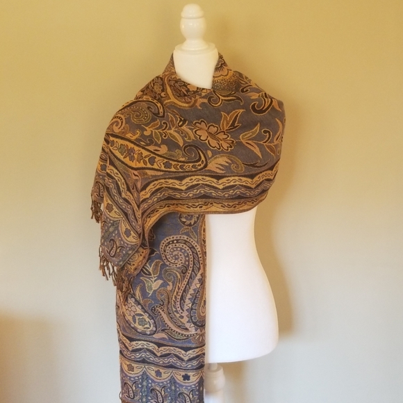 Scarf Wrap - Picture 5 of 6